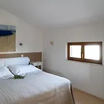 Apartment Vi La Mare - Mediterranes Apartment-feeling Mit Poolgenuss