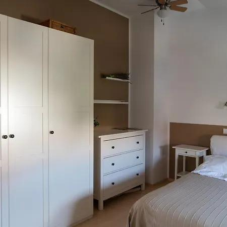 Vi La Mare - Mediterranes Apartment-feeling Mit Poolgenuss Zara