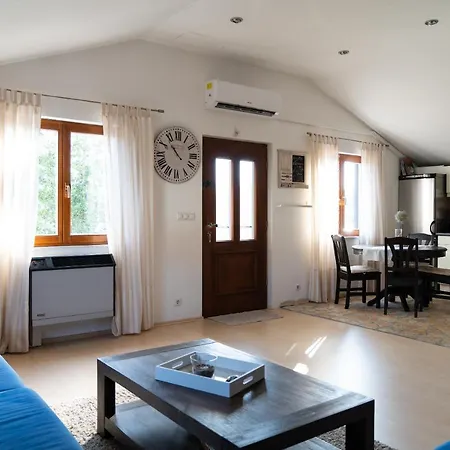 Vi La Mare With Heated Pool Apartment *