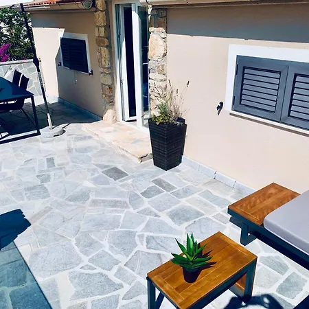 Vi La Mare With Heated Pool Apartment *