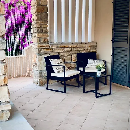 Vi La Mare With Heated Pool Apartment *