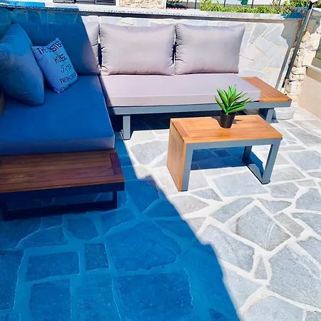 Vi La Mare With Heated Pool Apartment Zadar
