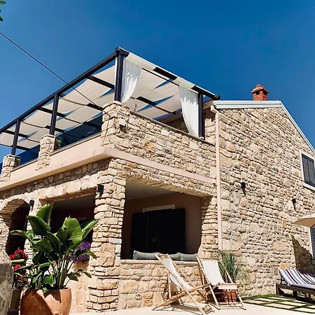 شقة Vi La Mare With Heated Pool