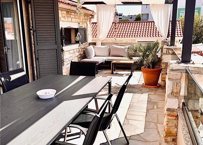 Vi La Mare - Mediterranes Apartment-feeling Mit Poolgenuss