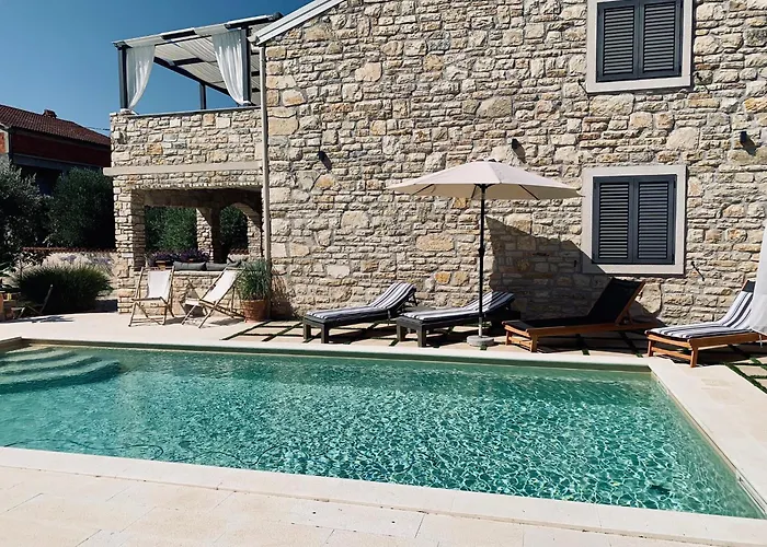 Vi La Mare - Mediterranes Apartment-feeling Mit Poolgenuss Appartement *