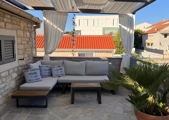 Vi La Mare - Mediterranes Apartment-feeling Mit Poolgenuss * Zara