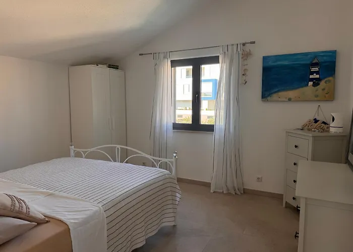 Appartamento Vi La Mare - Mediterranes Apartment-feeling Mit Poolgenuss *