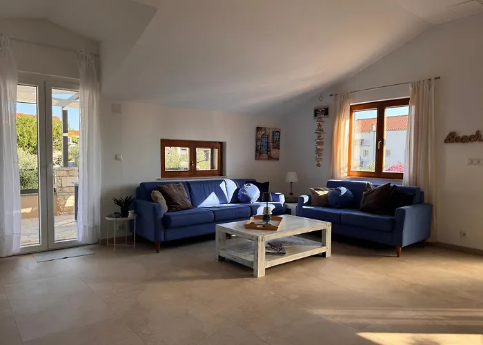 Vi La Mare - Mediterranes Apartment-feeling Mit Poolgenuss * Zara